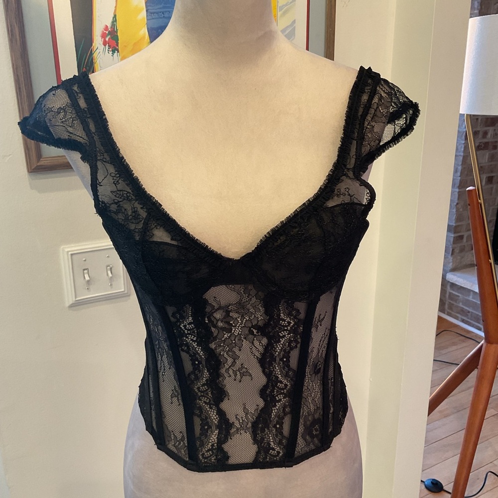 Lioness Black Sheer Lace Bustier Tank - Picture 2 of 13
